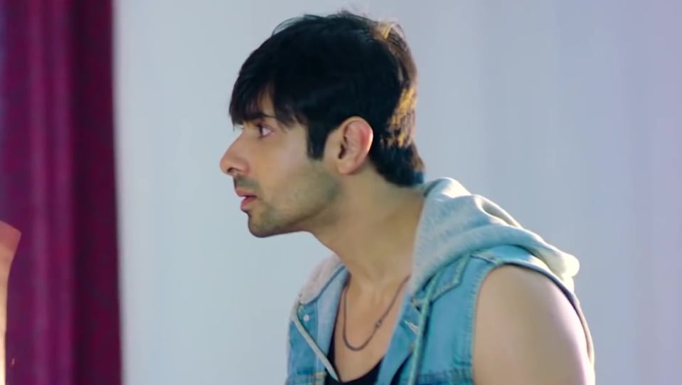 Actors Name Age Wiki Height Birth Place Career Details Waise Toh Teri Yaad Single 2020 Charmboard Kunal verma who was ousted from dil se dil tak because of sidharth shukla supports it is no news that rashami was talking about kunal verma who played the character of aman in the show. charmboard