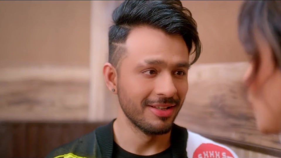 Social Buzz Tony Kakkar Latest News Images Updates Posts Dheeme Dheeme Dheeme Dheeme 2019 Charmboard