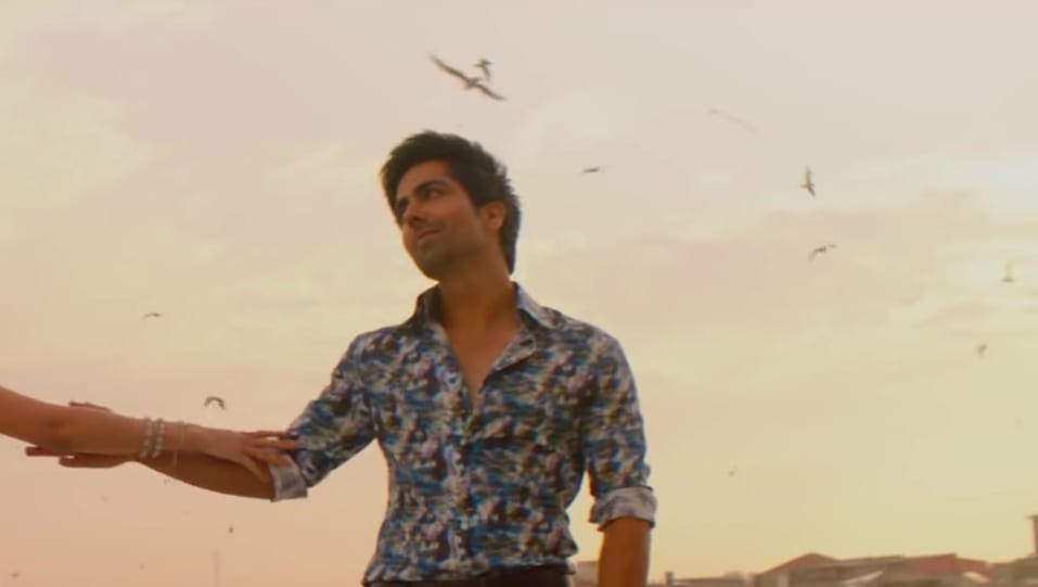 Celebrity Hairstyle Of Hardy Sandhu From Jee Karr Daa Single 2020 Charmboard Jee karda song aramanizda 100 şarki bulduk mp3 indirme mobil sitemizde sizi jee karda song hardy sandhu : casualshirts