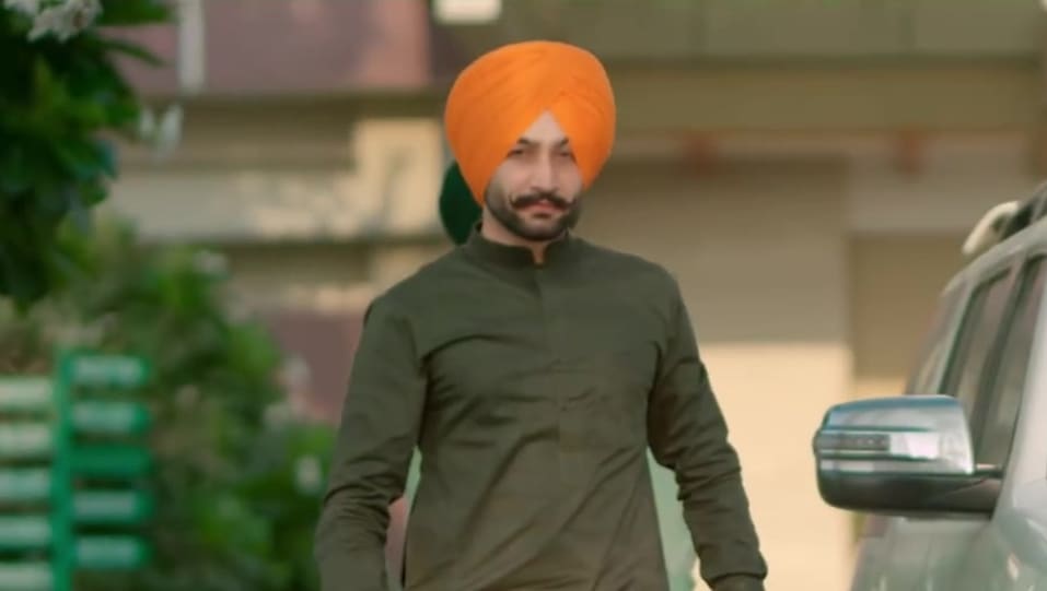 Garry Dhillon Celebrity Style In Tohar Sardar Di Single 2019 From Tohar Sardar Di Charmboard Black cotton kurta pajama for men yoga indian clothing ethnic traditional plain. turbans