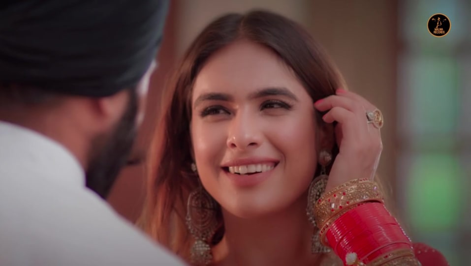 Neha Malik Jewellery Accessories From Mere Wali Sardarni Single 2019 Celebrity Jewellery Charmboard Mere wali sardarni song by jugraj sandhu now on jiosaavn. patialasalwar