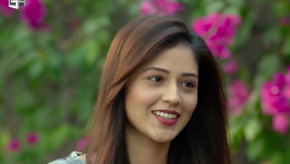 Priyanka Jawalkar Celebrity Style In Maate Vinadhuga Taxiwala 2019 From Maate Vinadhuga Charmboard Taxiwala movie song mata vinadu ga. tees