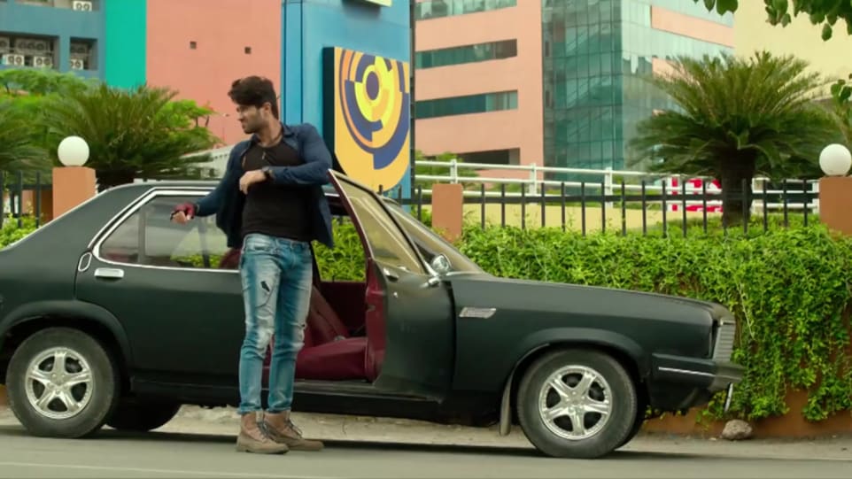 Social Buzz Vijay Deverakonda Latest News Images Updates Posts Maate Vinadhuga Taxiwala 2019 Charmboard