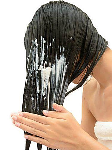 Celebrity Hairstyle Of Shraddha Kapoor From Official Trailer Street Dancer 3d 2019 Charmboard Try on hairstyles and see if they suit you. tops