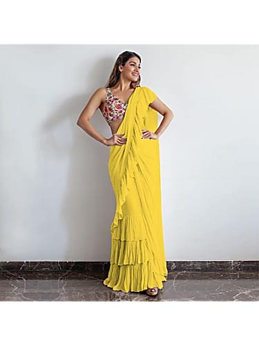 Sanya Sayyad Celebrity Style In Promo Serial Divya Drishti 2019 From Promo Serial Charmboard It is created by b. saree