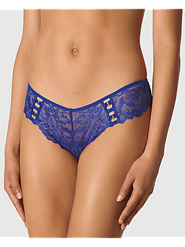 Sameera Reddy In White Blazer Outfit Celebrity Clothing Charmboard Despite her innocent appearance, sona gets off on being completely nasty.