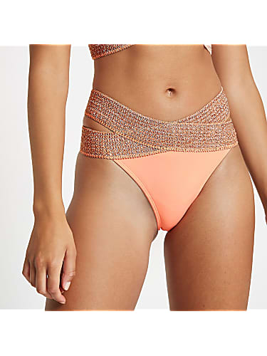 Vaani Kapoor In Pink Bikini Outfit Celebrity Clothing Charmboard With hrithik roshan & vaani kapoor on the dance floor, sparks will fly, and how! othertopwear