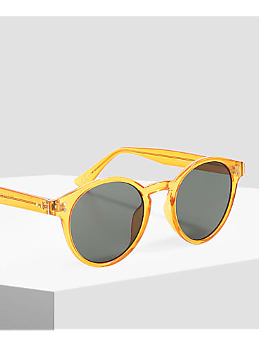 Hrithik Roshan Celebrity Style In Ghungroo War 2019 From Ghungroo Charmboard Hrithik roshan and tiger shroff's war has crossed the rs 250 crore mark domestically, and will soon cross kabir singh's record of rs 278 crore to become the biggest bollywood film of 2019. casualshirts