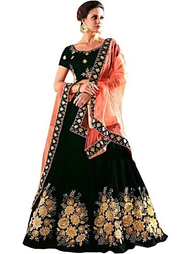 Alia Bhatt Celebrity Style In Kalank Title Track Kalank 2019 From Kalank Title Track Charmboard Alia bhatt has wrapped up yet another big project, kalank. alia bhatt celebrity style in kalank