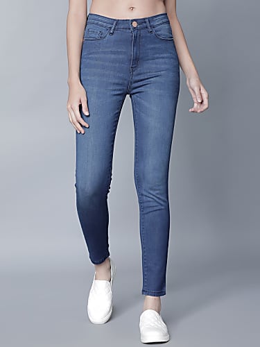 Nimrat Khaira In Blue Jeans Outfit Celebrity Clothing Charmboard Sangdi sangdi tarsem jassar bass boosted nimrat khaira new punjabi songs 2020. sweatshirts