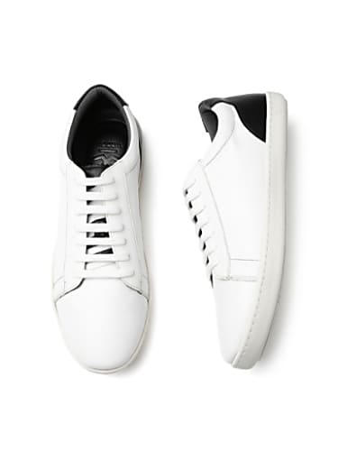 virat kohli shoes white