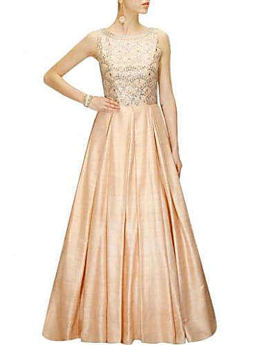 Jacqueline Fernandez Celebrity Style In Hangover Kick 2014 From Hangover Charmboard See more ideas about hangover 2, hangover, hangover quotes. gown