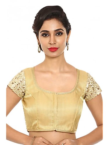 Falguni Rajani in Pink Saree Outfit - Celebrity Clothing | Charmboard