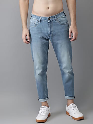 Ranveer Singh Celebrity Style In Nashe Si Chadh Gayi Befikre 2016 From Nashe Si Chadh Gayi Charmboard Nashe si chadh gayi song lyrics in hindi from movie befikre, sung by arijit singh & caralisa monteiro.