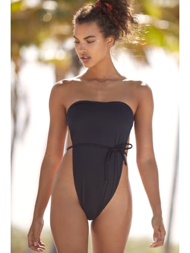 black swimsuit outfit