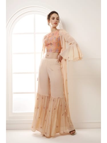 Kareena Kapoor Khan In Peach Tops Outfit Celebrity Clothing Charmboard