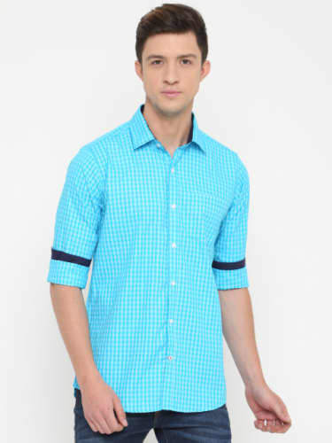 turquoise shirt outfit