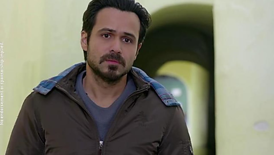 Emraan Hashmi Black Jacket And Blue Jeans Look Lo Maan Liya Style