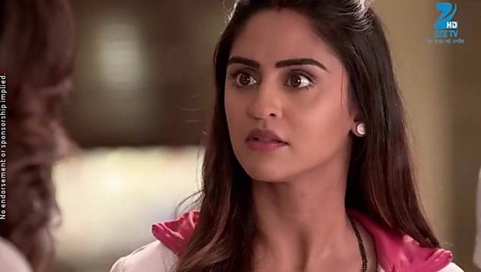 Krystle D Souza White Jacket Look Episode 14 Style Brahmarakshas