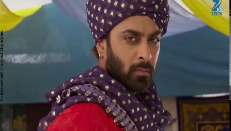 Actors Name Age Wiki Height Birth Place Career Details Lajwanti Episode 90 2016 Charmboard Rohit khurana playing the role of vansh(veer brother) in the show uttran on colors tv. lajwanti episode 90 2016
