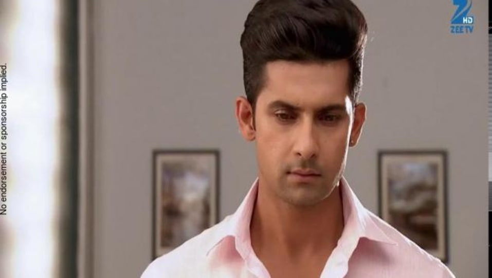 Ravi Dubey Celebrity Fashion Footwear In Outfit Name Charmboard Aanchal khurana on getting threat calls & abuses from shehnaz's fans | number leaked & more. charmboard