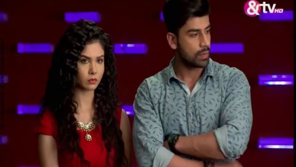 Tanu Khan Jewellery Accessories From Yeh Kahan Aa Gaye Hum Episode 83 2016 Celebrity Jewellery Charmboard Fliz shorts season 3 (episode 10: charmboard
