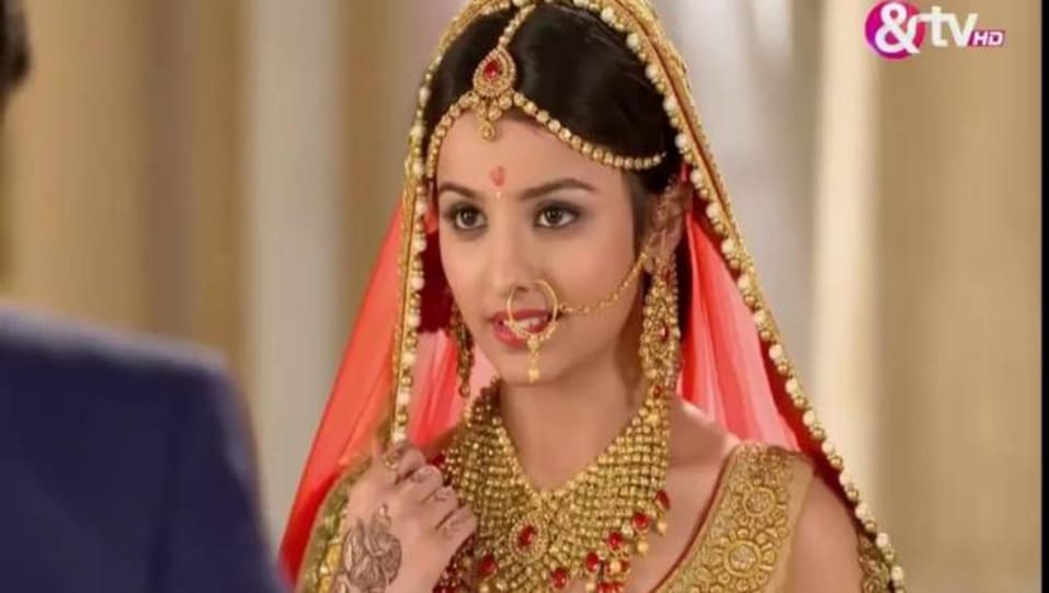 Mahima Makwana In Gold Lehengacholi Outfit Celebrity Clothing Charmboard Mahima makwana is an indian television actress. lehengacholi