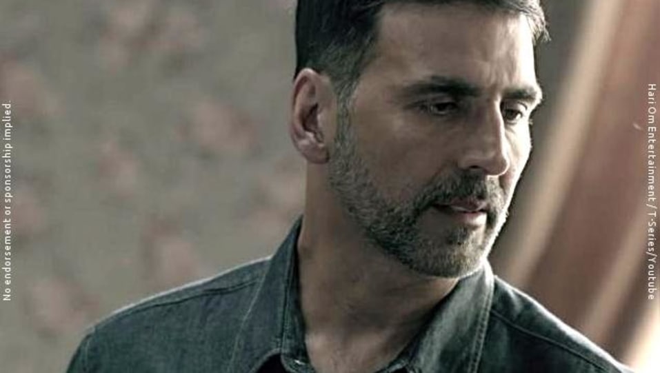 Akshay Kumar Celebrity Style In Soch Na Sake Airlift 2016 From Soch Na Sake Charmboard Airlift movie clips 5 nimar kaur defends her husband akshay kumar. casualshirts