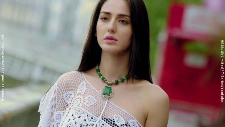 Actors Name Age Wiki Height Birth Place Career Details Main Woh Chand Teraa Surroor 2016 Charmboard Welcome to the subreddit for tera! main woh chand teraa surroor 2016
