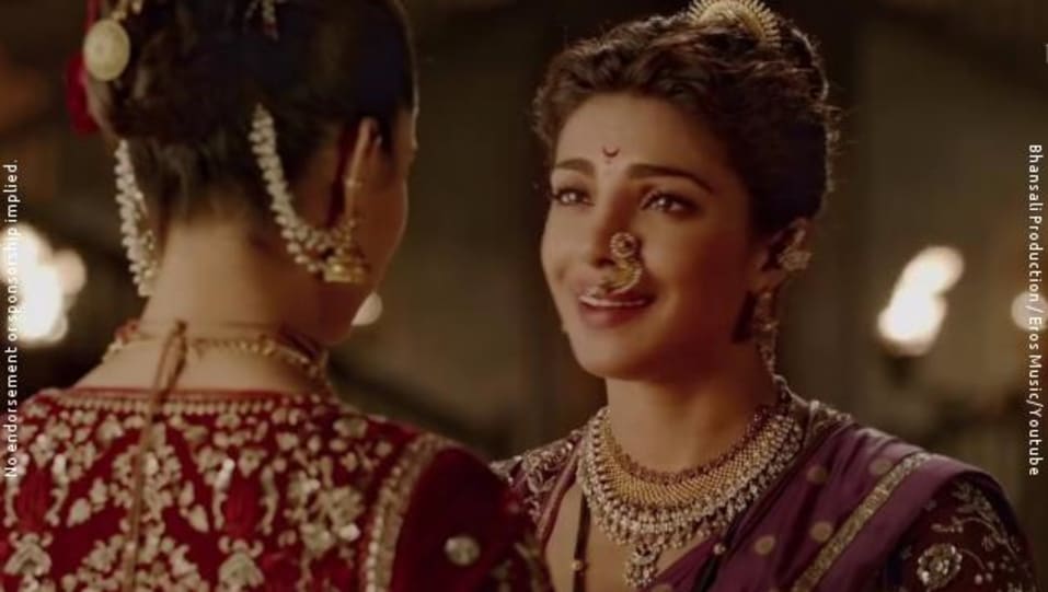 Priyanka Chopra Jewellery Accessories From Pinga Bajirao Mastani 2015 Celebrity Jewellery Charmboard Aight, so im gonna be a class one hypocrite and twoface about a movie i love and hate, and am gonna act like bajirao mastani doesn't glorify cheating and double marriage and islamophobia that was prevalent during the peshwa's times and imma just. mangalsutra