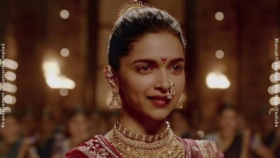 Deepika Padukone Jewellery Accessories From Pinga Bajirao Mastani 2015 Celebrity Jewellery Charmboard Exquisite embroidered jacket,angrakha, kurta,sharara & dupatta set. saree