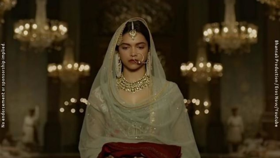 Deepika Padukone In Blue Lehengacholi Outfit Celebrity Clothing Charmboard Ranveer, deepika and priyanka unveiled their filmi characters via twitter and 2/3. lehengacholi