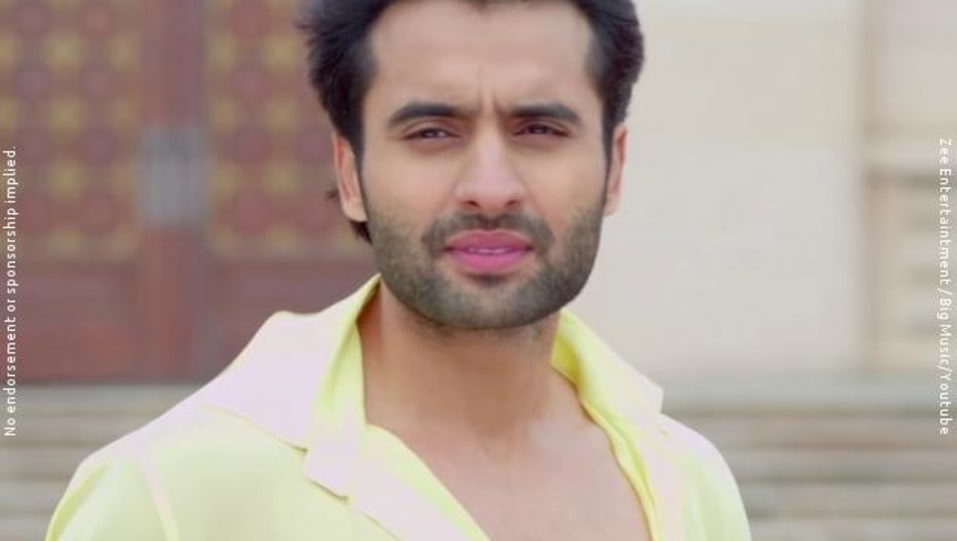 Jackky Bhagnani Celebrity Style In Suno Na Sangemarmar Youngistaan 2014 From Suno Na Sangemarmar Charmboard He made his acting debut in 2009 with kal kissne dekha. casualshirts