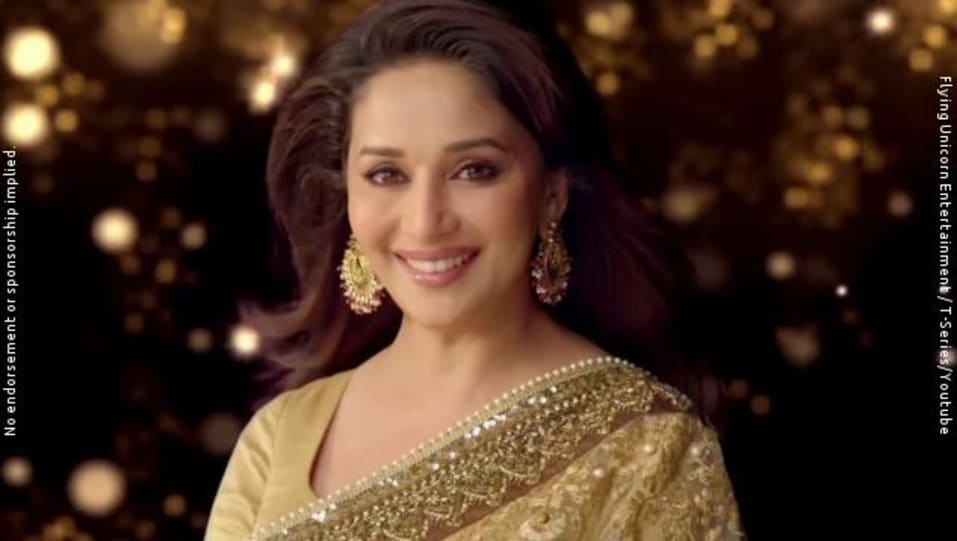 Madhuri Dixit Celebrity Style In Bombay Talkies Bombay Talkies 2013 From Bombay Talkies Charmboard Find story, trailers, cast & crew, photo gallery, videos, songs, box office collection & every news bombay talkies film made. saree