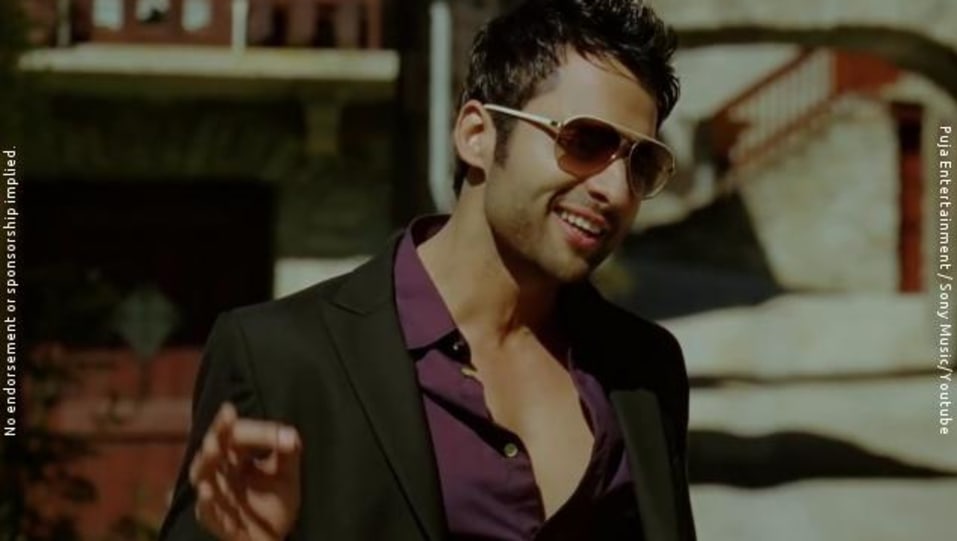 Jackky Bhagnani Celebrity Style In Sun Soniye Ajab Gazabb Love 2012 From Sun Soniye Charmboard Free sun soniye full video ajab gazabb love jackky nidhi mohammed irfan antara mitra mp3. charmboard
