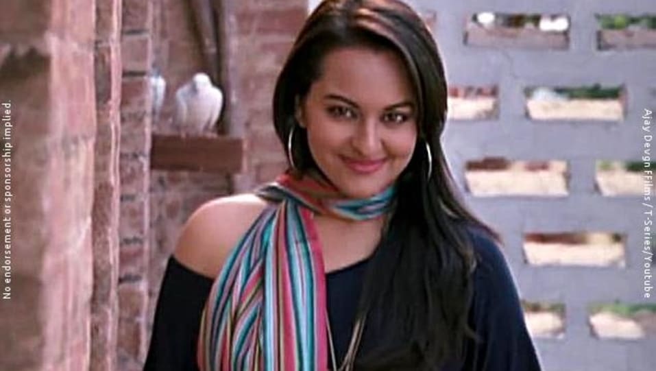 Sonakshi Sinha Celebrity Style In Yeh Jo Halki Halki Khumariya Son Of Sardaar 2016 From Yeh Jo Halki Halki Khumariya Charmboard Ajay, sonakshi, sanjay and others. tops