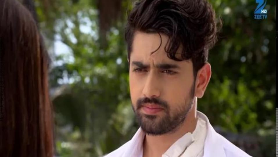 Zain Imam Celebrity Style In Tashan E Ishq Episode 220 2016 From Episode 220 Charmboard Yuvraj too tries his best to stop it but ends up failing. charmboard