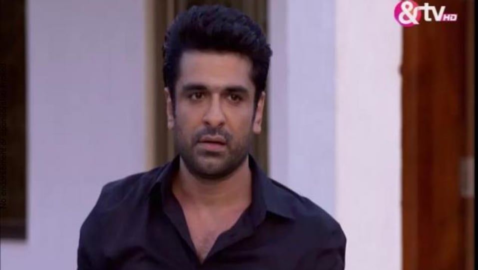 Eijaz Khan Celebrity Style In Meri Awaaz Hi Pehchaan Hai Episode 52 2016 From Episode 52 Charmboard Meri awaaz hi pehchaan hai : casualshirts