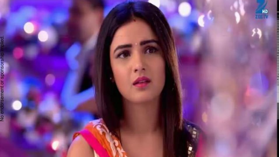 Jasmin Bhasin Celebrity Style In Jamai Raja Episode 485 2016 From Episode 485 Charmboard Free subscription click here : anarkali