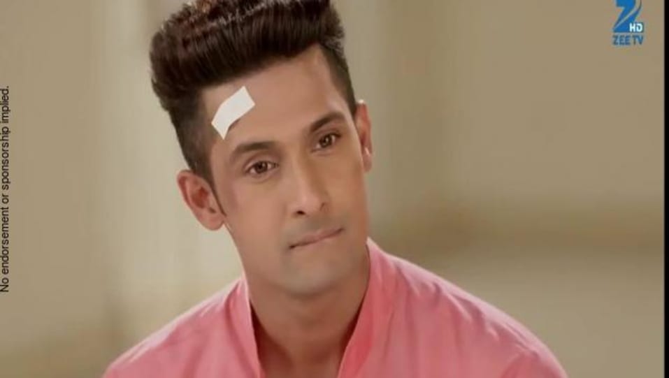 Zee World Soap Operas - SATURDAY UPDATE ON KING OF HEARTS 2 (REBROADCAST)  The Episode starts with Mahi thinking about Satya kissing her. He gets  tensed. Satya comes to Gangu Tai and