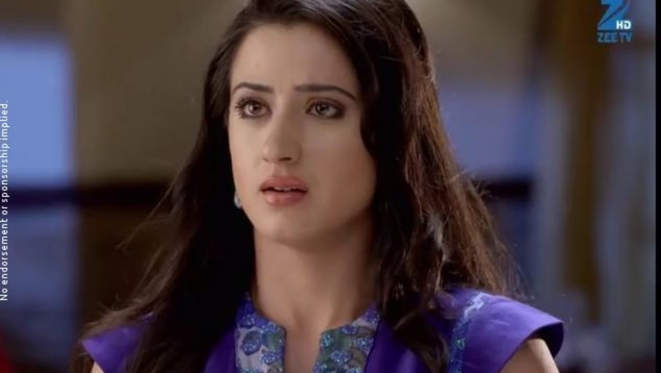 Alisha Panwar - Celebrity Style in Jamai Raja Episode 494, 2016 from  Episode 494. | Charmboard