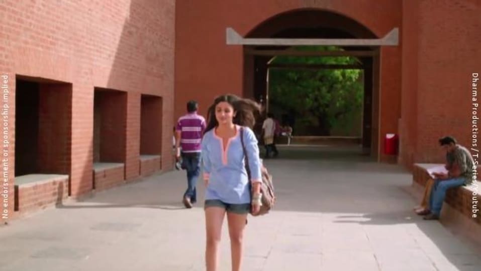 Alia Bhatt Celebrity Style In Locha E Ulfat 2 States 2014 From Locha E Ulfat Charmboard Whether it is her perfect style in a simple bridal avatar, or her glow. blouse