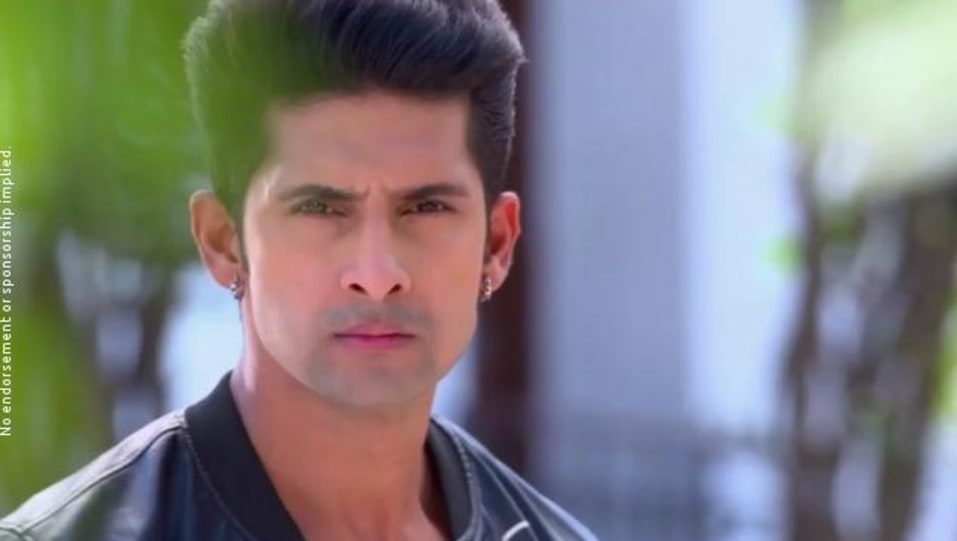 Ravi Dubey Celebrity Fashion Footwear In Outfit Name Charmboard While dd has seen the trials and tribulations of poverty and struggled her way. charmboard