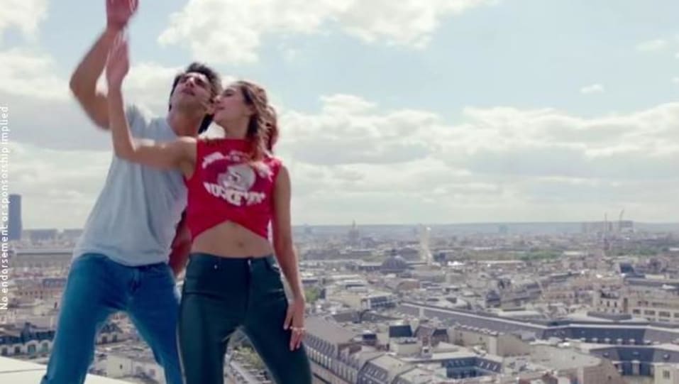 Vaani Kapoor Celebrity Style In Ude Dil Befikre Befikre 2016 From Ude Dil Befikre Charmboard Ranveer singh, vaani kapoor, elisa bachir bey. tops