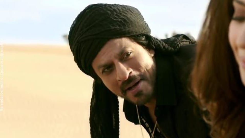 Shah Rukh Khan Celebrity Style In Zaalima Raees 2017 From Zaalima Charmboard Shahrukh khan — bole chudiyan 06:48. necklace
