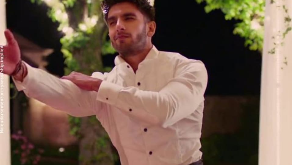 Ranveer Singh Celebrity Style In Love Is A Dare Befikre 2016 From Love Is A Dare Charmboard Some of his famous films are dil dhadakne do (2015), bajirao mastani (2015), befikre (2016), simmba (2018). casualshirts