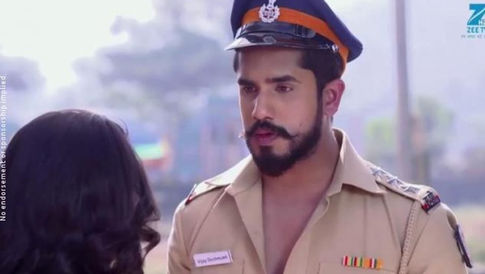 Actors Name Age Wiki Height Birth Place Career Details Ek Tha Raja Ek Thi Rani Episode 387 2017 Charmboard Suyyash rai is an indian television actor, who has worked on a number of daily series and love to play a personal life: charmboard