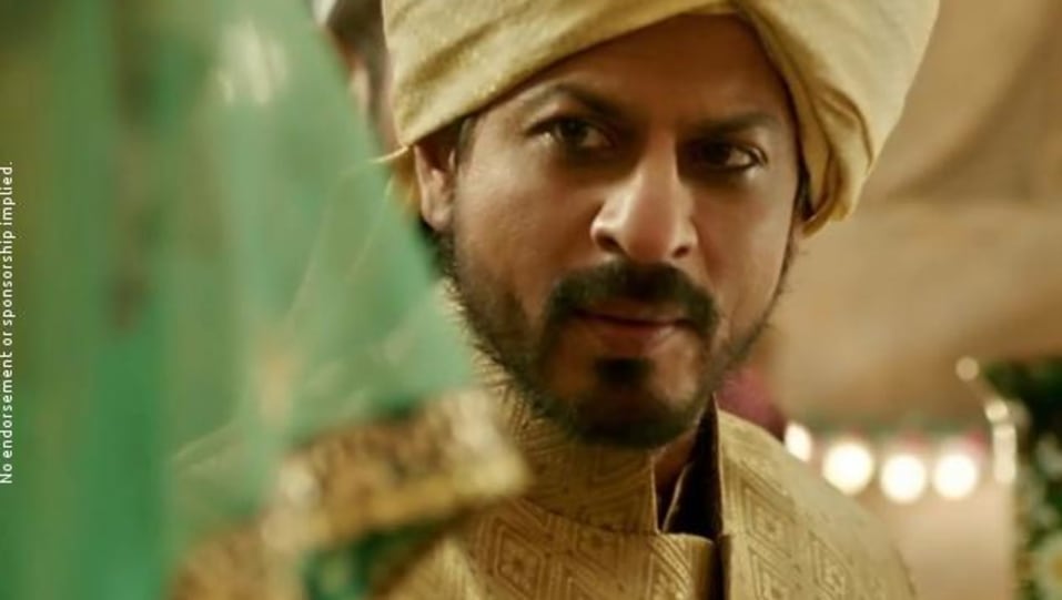 Shah Rukh Khan Celebrity Style In Udi Udi Jaye Raees 2017 From Udi Udi Jaye Charmboard Shah rukh khan is 51 and 1/2 years of age as of this date (july 2017). sherwani