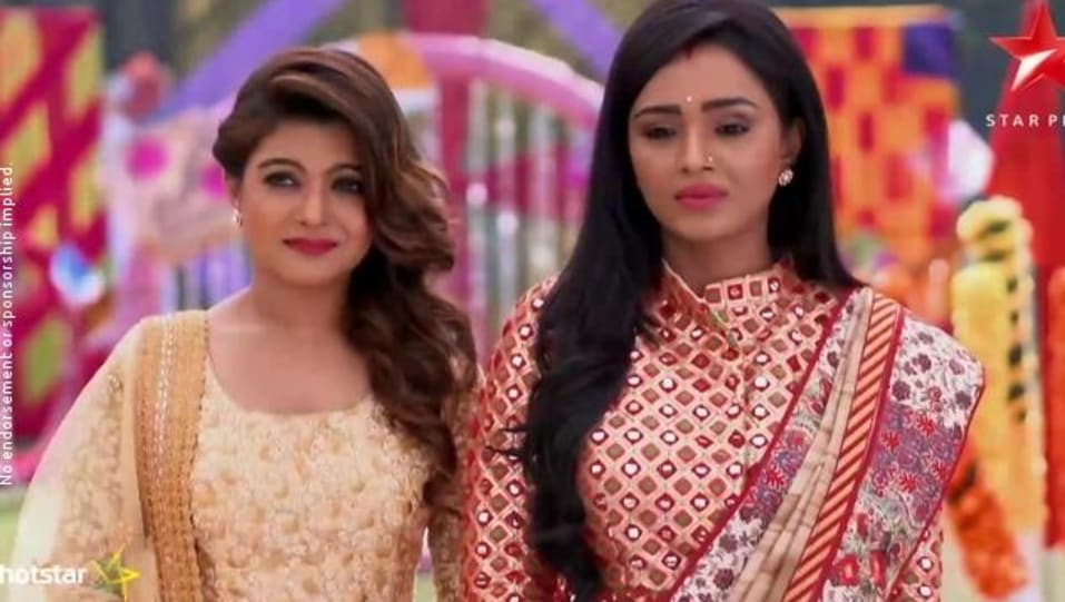Parul Chauhan Celebrity Style In Yeh Rishta Kya Kehlata Hai Episode 2298 2017 From Episode 2298 Charmboard Naitik tells naksh that he is feeling restless. saree