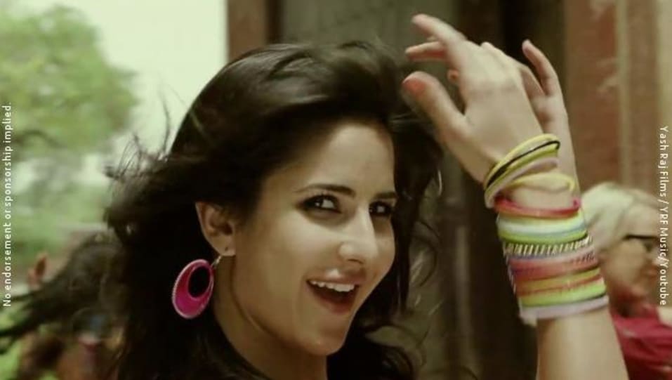 Katrina Kaif Celebrity Style In Dhunki Mere Brother Ki Dulhan 2011 From Dhunki Charmboard Katrina kaif & imran khan on sets of 'comedy circus' for promoting 'mere brother ki dulhan'.